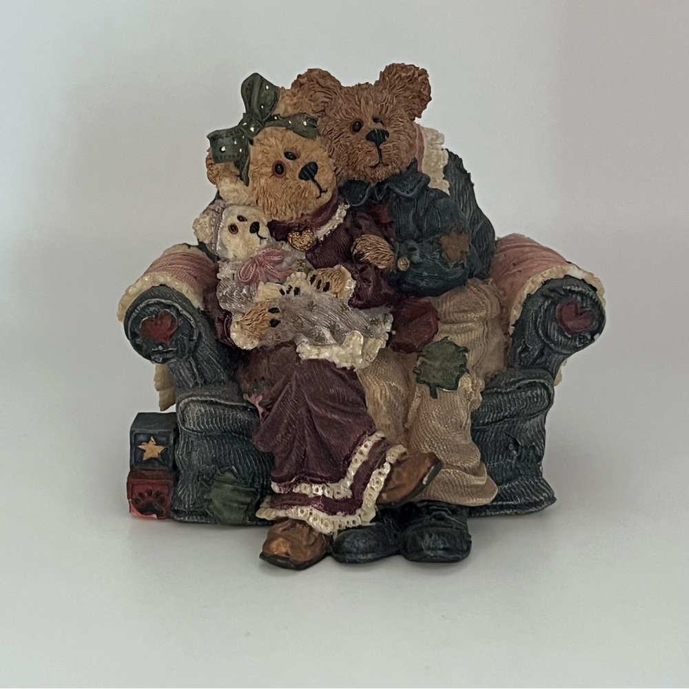 Boyd’s bears music box new baby “yes sir that’s my baby” # 270556 vintage